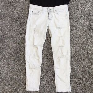 White, tattered jeans.